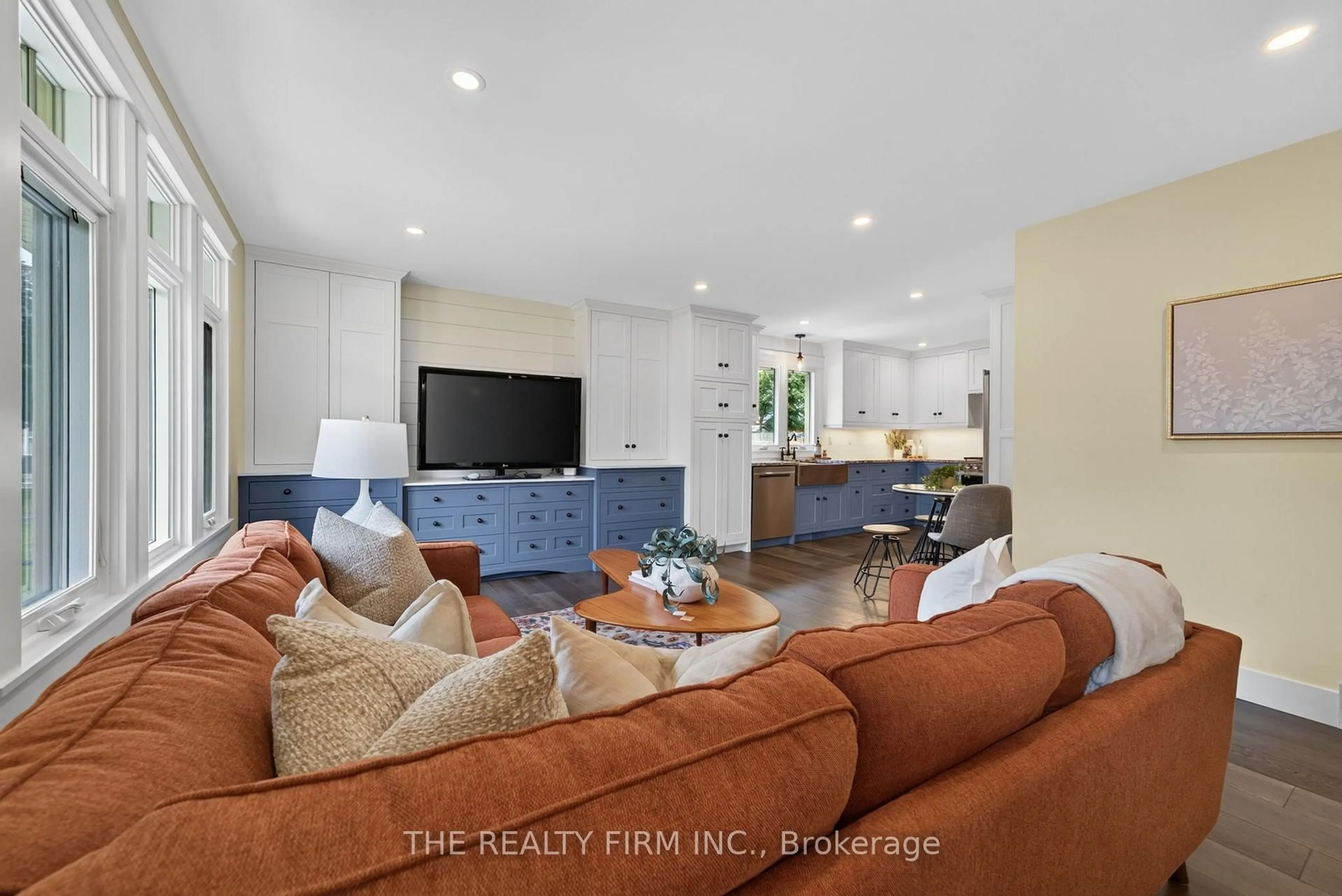 Unknown for 50 Sparta St, St. Thomas Ontario N5R 5G9
