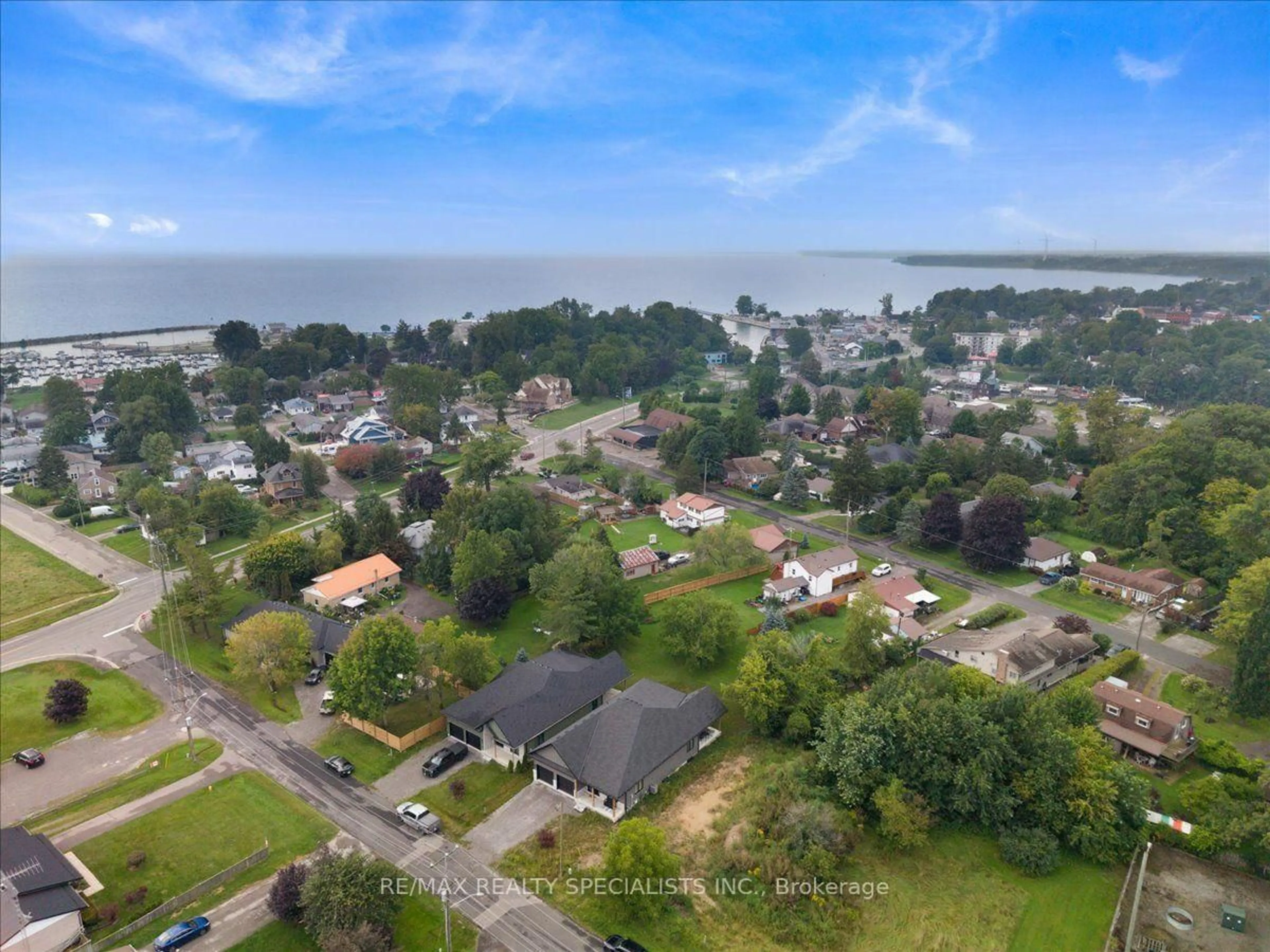A pic from outside/outdoor area/front of a property/back of a property/a pic from drone, water/lake/river/ocean view for 7 Scott Dr, Norfolk Ontario N0A 1N7