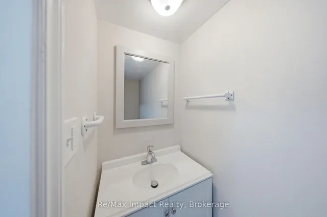 7 University Ave, Cobourg 4