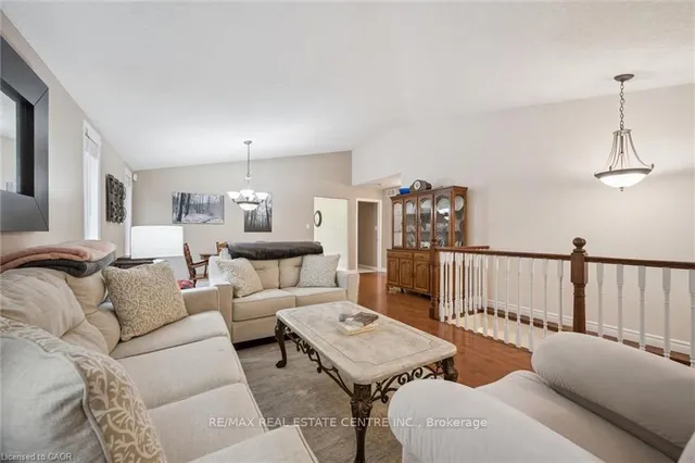 555 Killbear Crt, Waterloo 3