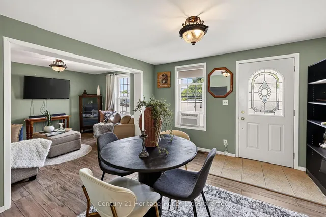 138 Main St, Woodstock 5