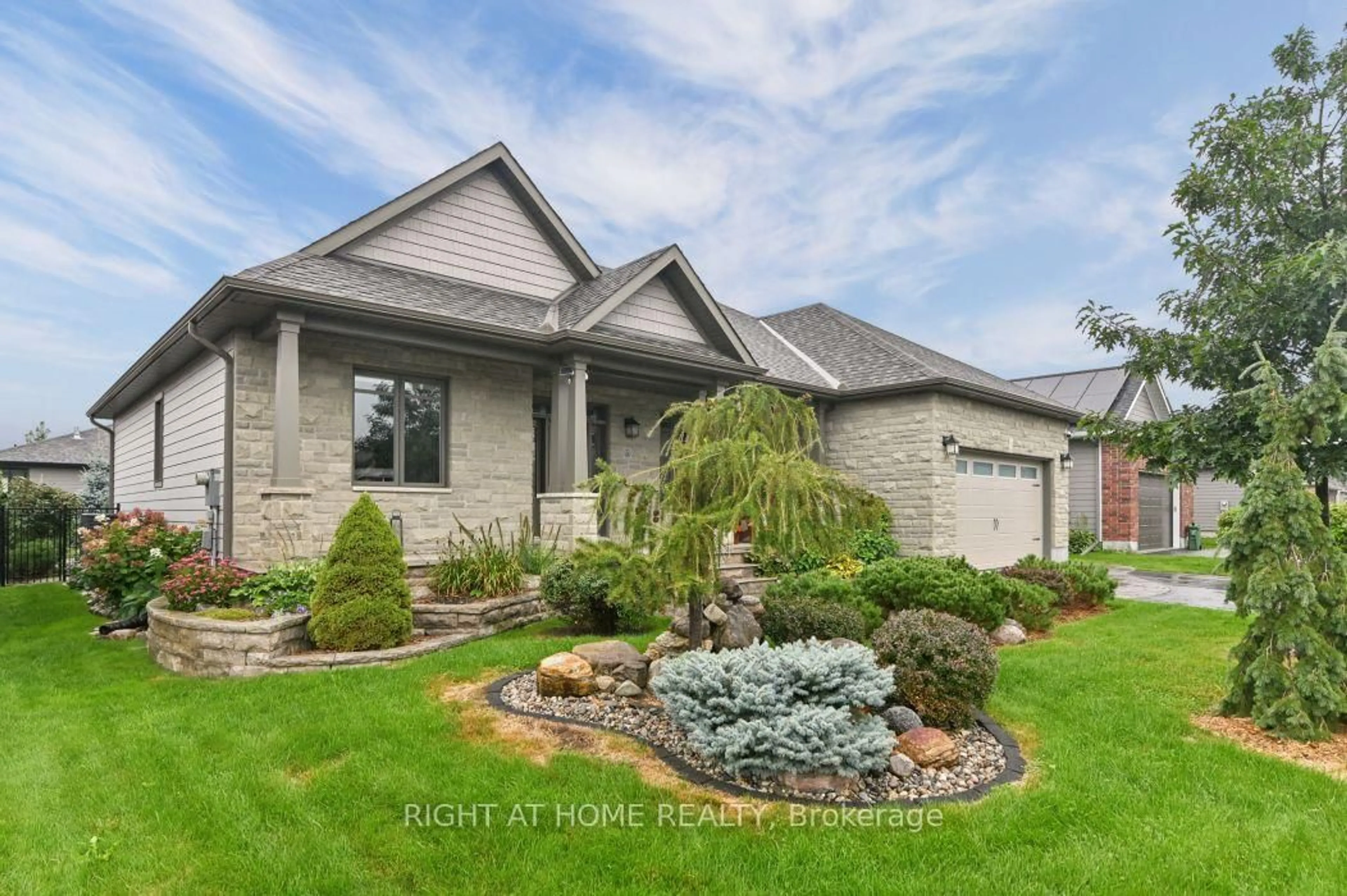 Home with brick exterior material, street for 53 Bald Eagle Cres, Richmond Ontario K0A 2Z0