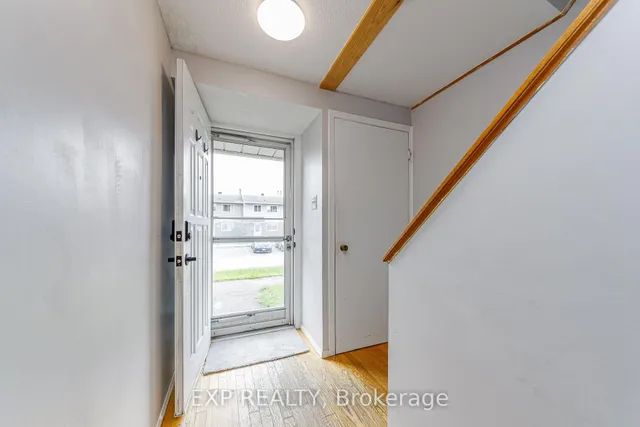 1480 Heatherington Rd #L, Ottawa 2