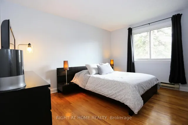 323 Levis Ave, Ottawa 5