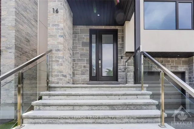 16 MELVILLE Dr, Ottawa 3