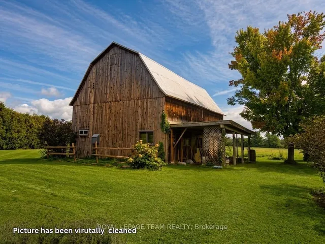 670 Van Buren St, North Grenville 3