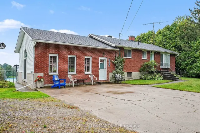 733 ROSEDALE Rd, Smiths Falls 2