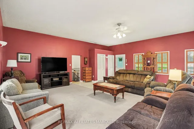733 ROSEDALE Rd, Smiths Falls 5
