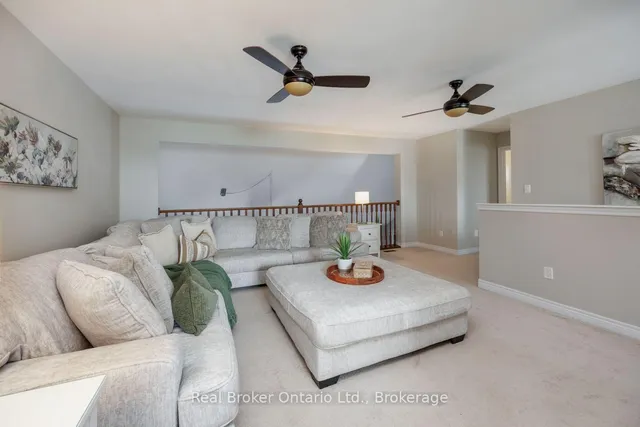 11 Greenaway Circ, Port Hope 2