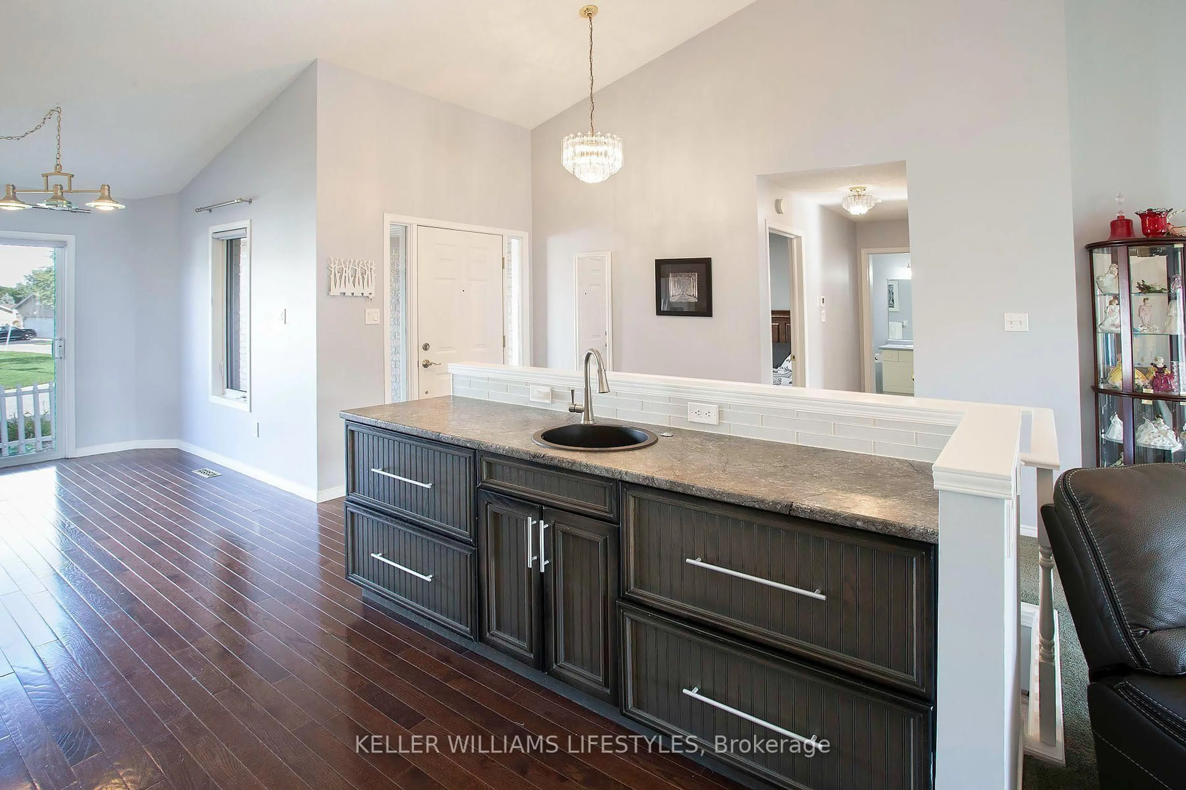 Open concept kitchen, unknown for 861 Shelborne St #21, London South Ontario N5Z 5C5
