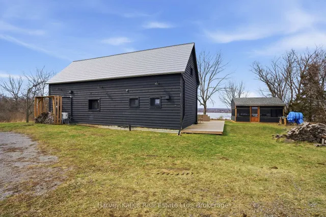 2175 County Road 7, Prince Edward County 2
