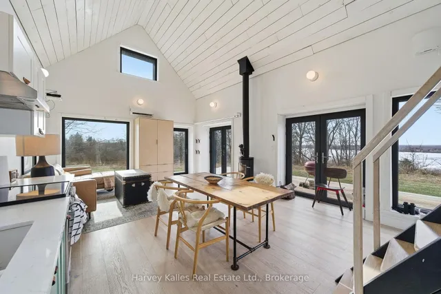 2175 County Road 7, Prince Edward County 5