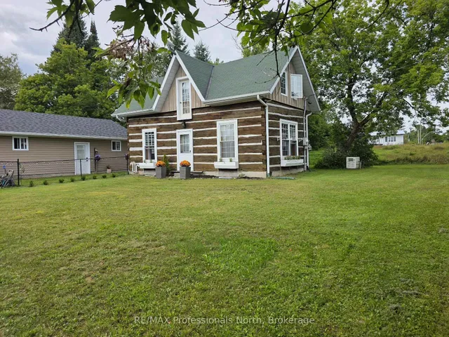 2148 Stisted Rd, McMurrich/Monteith 3