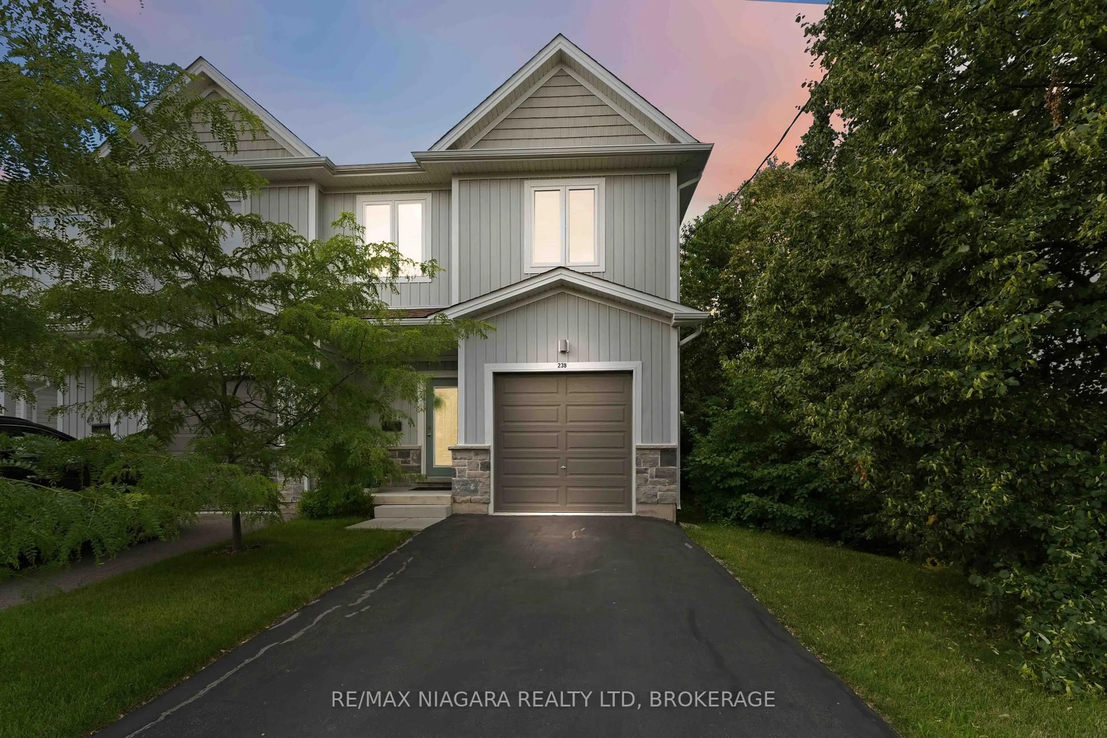 Unknown for 23B Bloomfield Ave, St. Catharines Ontario L2P 1W8