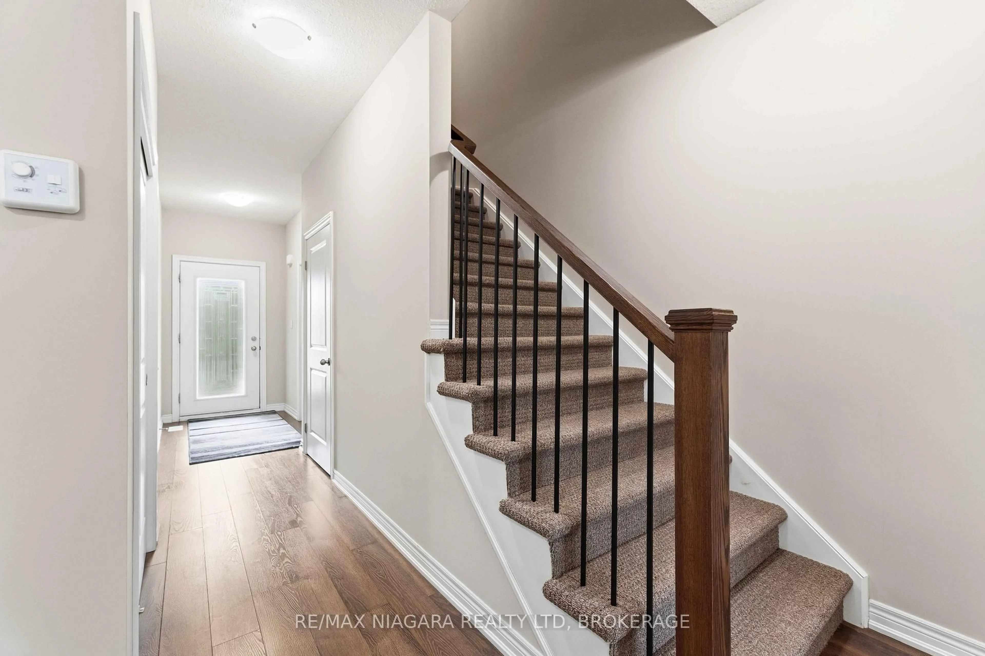 Unknown for 23B Bloomfield Ave, St. Catharines Ontario L2P 1W8