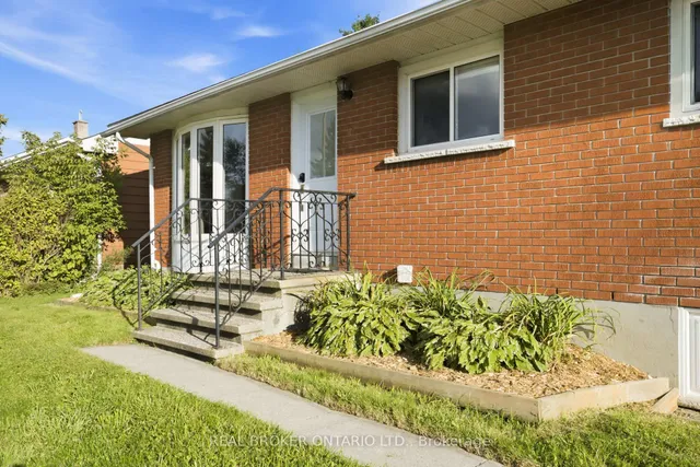 82 Meadowlands Dr, Ottawa 2