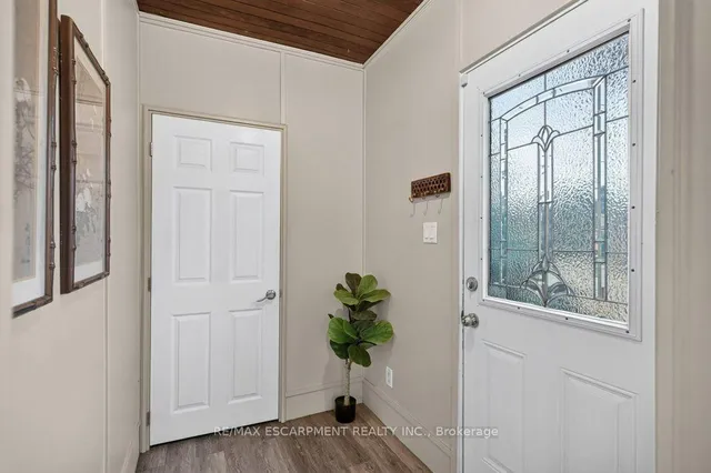 50 WEXFORD Ave, Hamilton 3