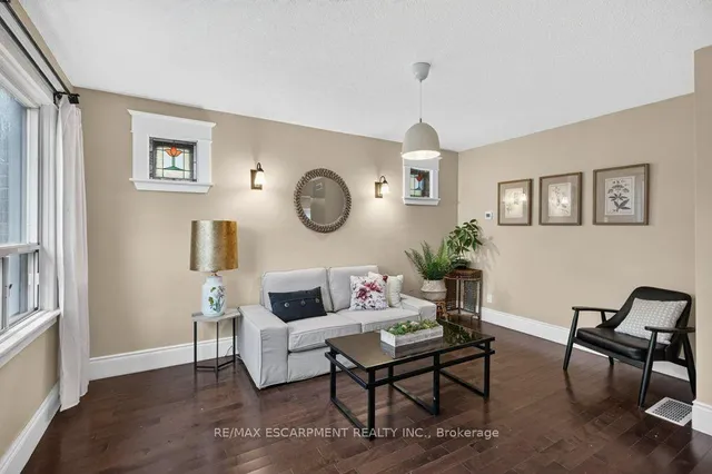 50 WEXFORD Ave, Hamilton 4