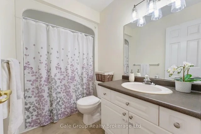 471 Ontario St, Woodstock 3