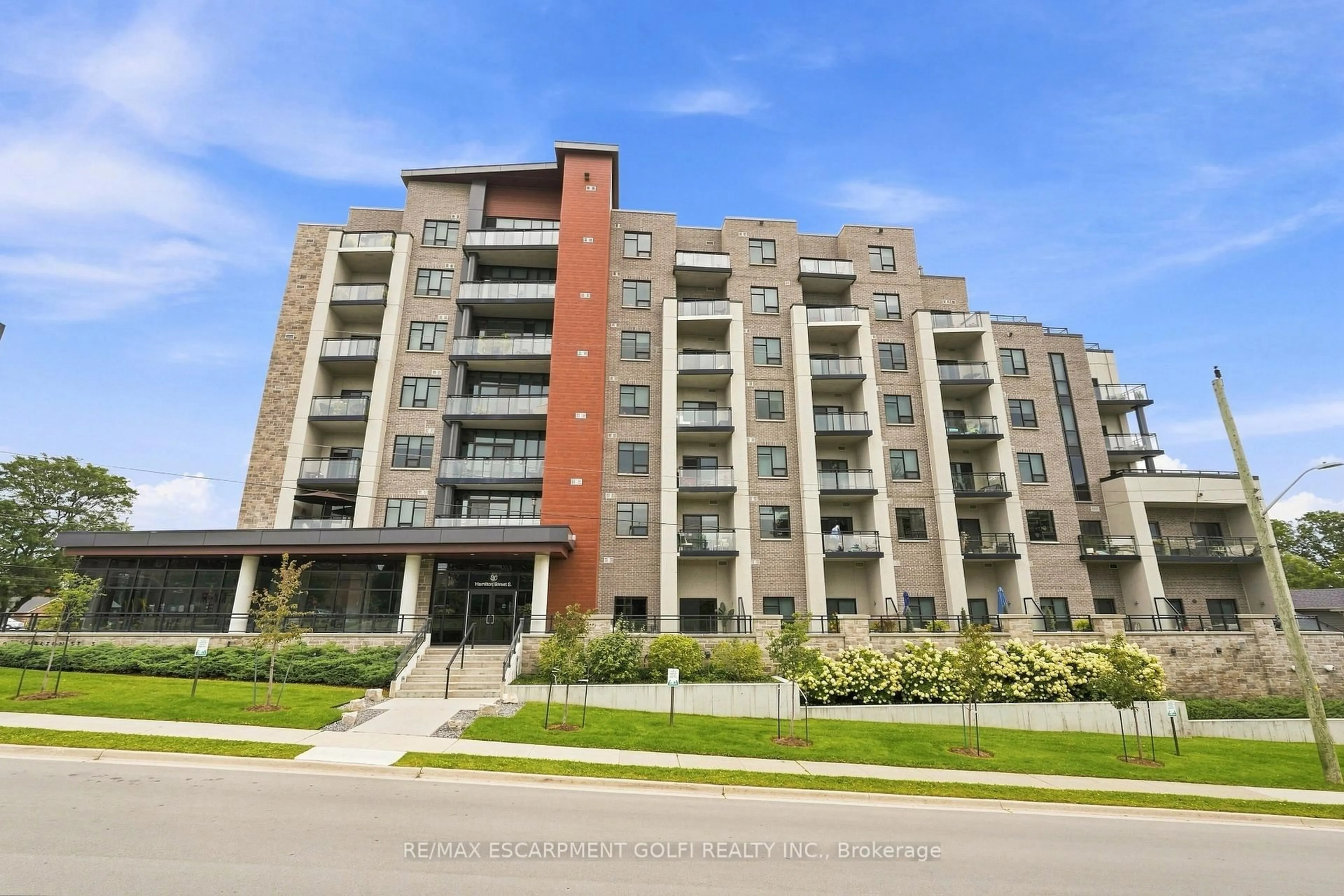 trreb/IMG-X13769268_9d0d5eb2467c7978704256dcb8958de72944c8df8834c27fc2510f8ba9b5d9f4.jpg