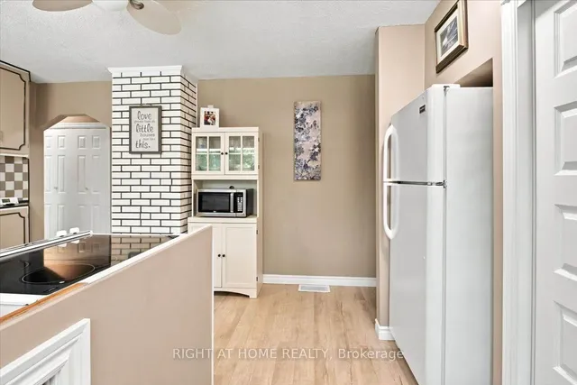 681 Morrison Rd, Limoges 5