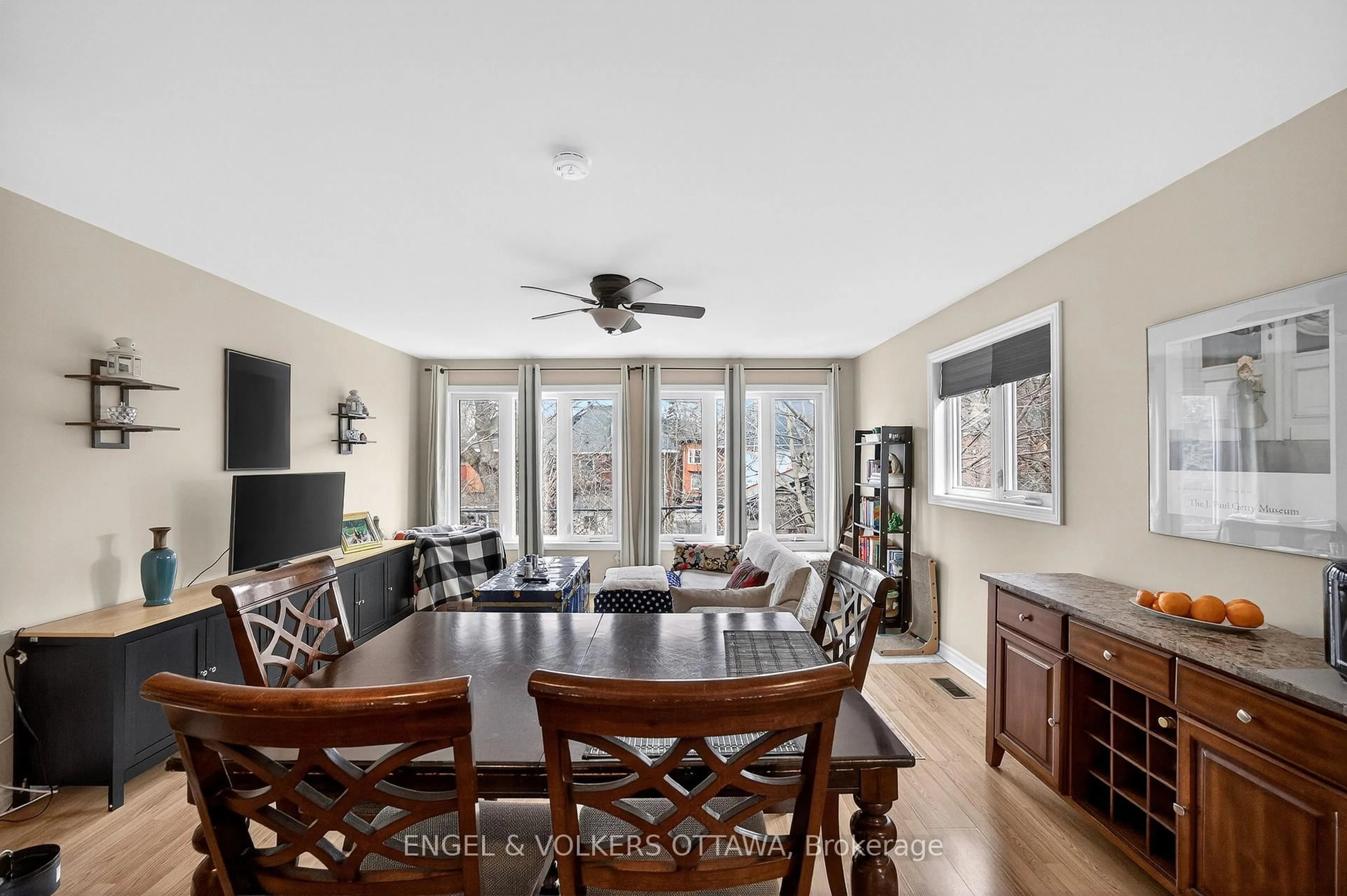 Unknown for 251 Arlington Ave, Ottawa Ontario K1R 5T1