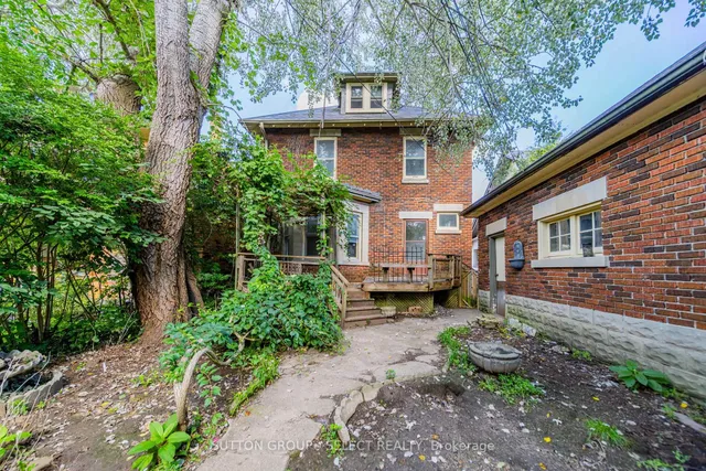 239 Ridout St, London South 4