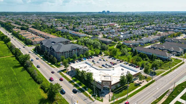 106 Bard Blvd #113, Guelph 4