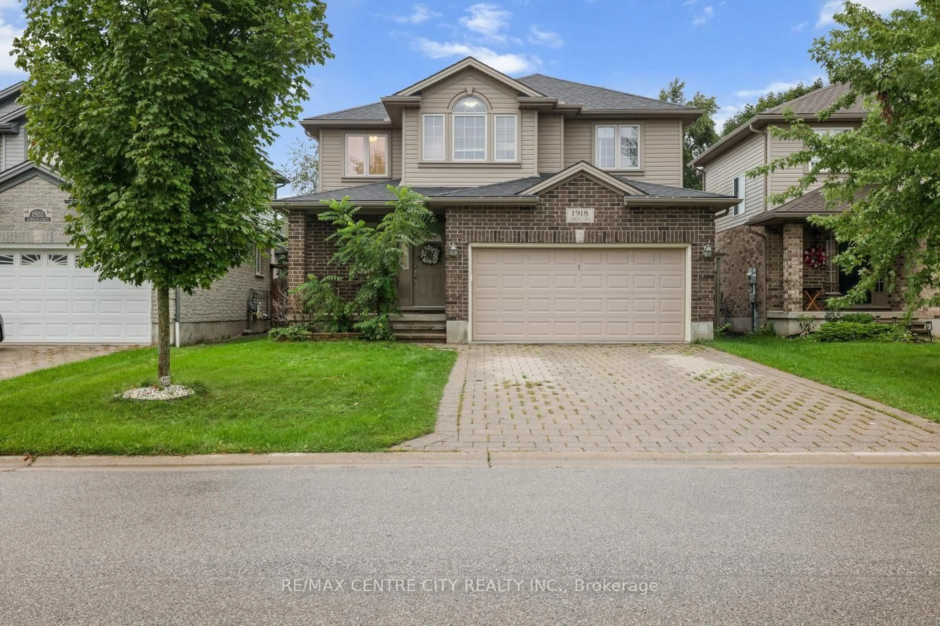 Unknown for 1918 Jubilee Cres, London North Ontario N6G 0H6