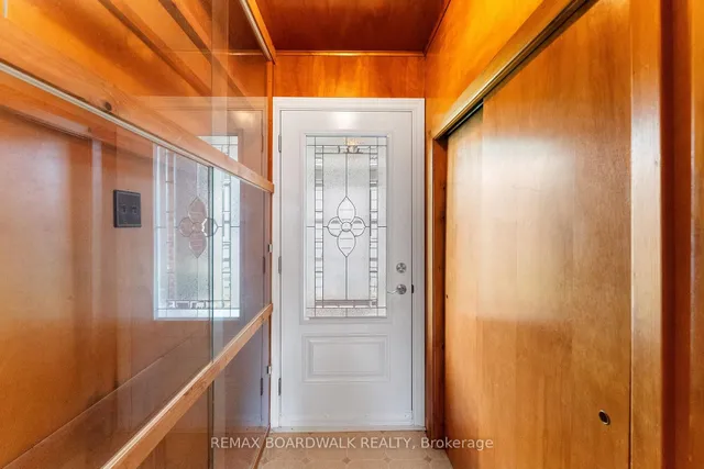208 Oxford St, North Grenville 3