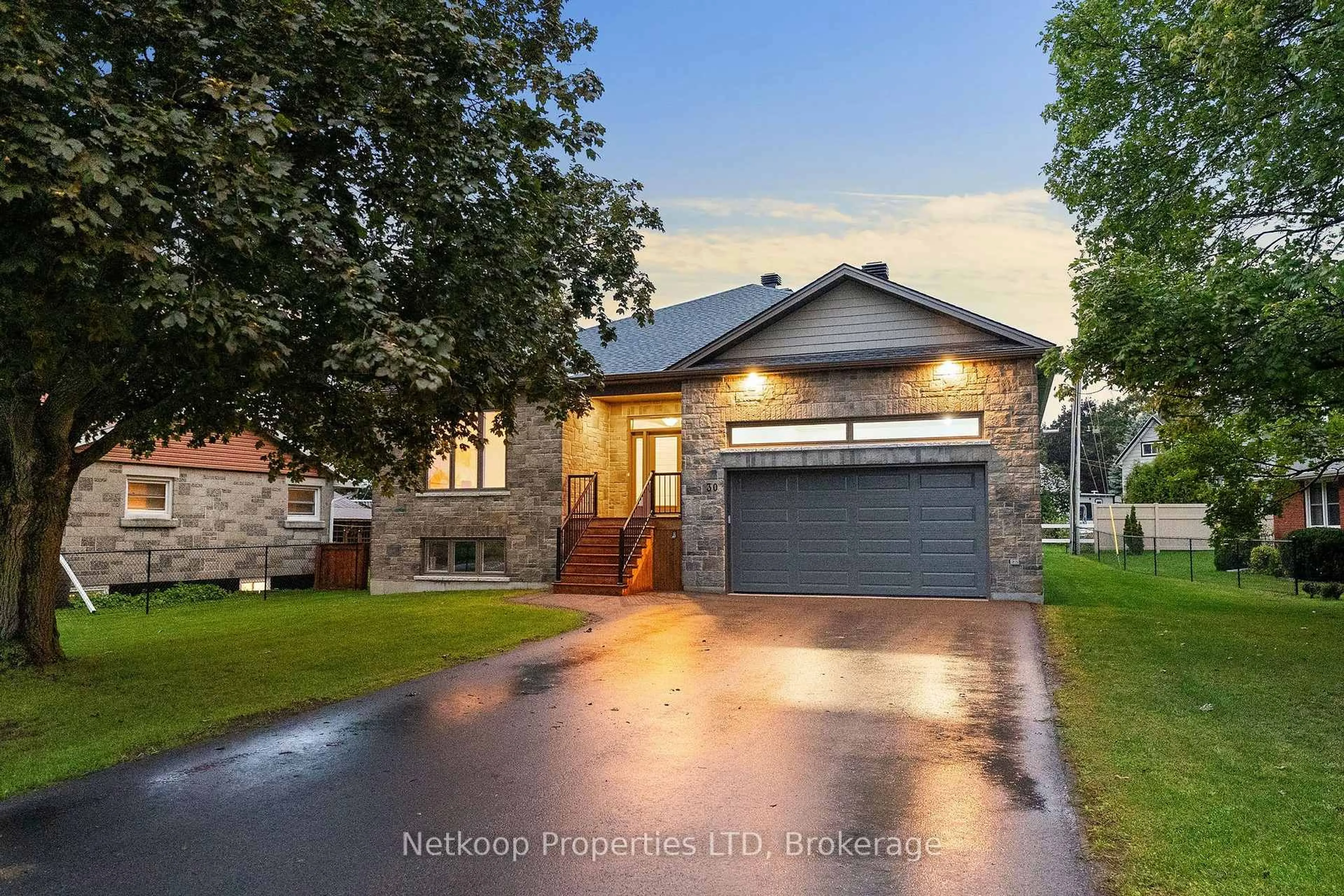Home with brick exterior material, street for 30 Lakeview Dr, South Dundas Ontario K0E 1K0
