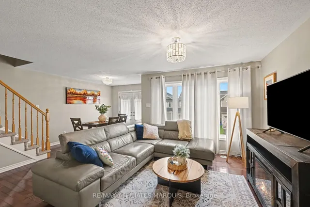 2423 Nutgrove Ave, Ottawa 5