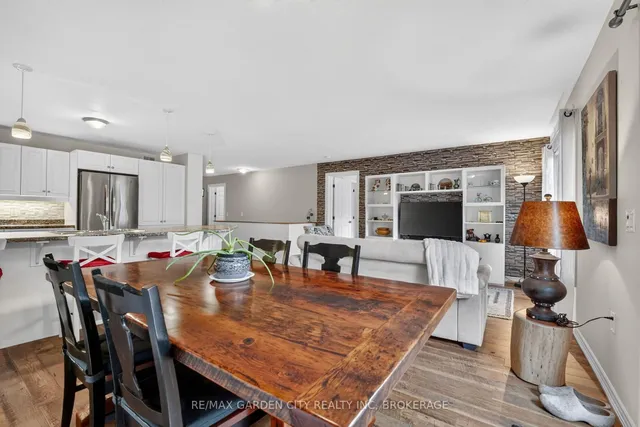 3973 Sunset Lane, Lincoln