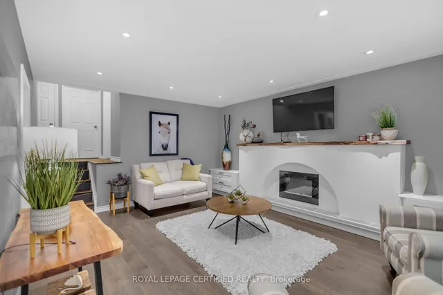 24 Northgate Dr, Hamilton 4