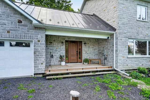 18322 Glen Rd, South Glengarry 3