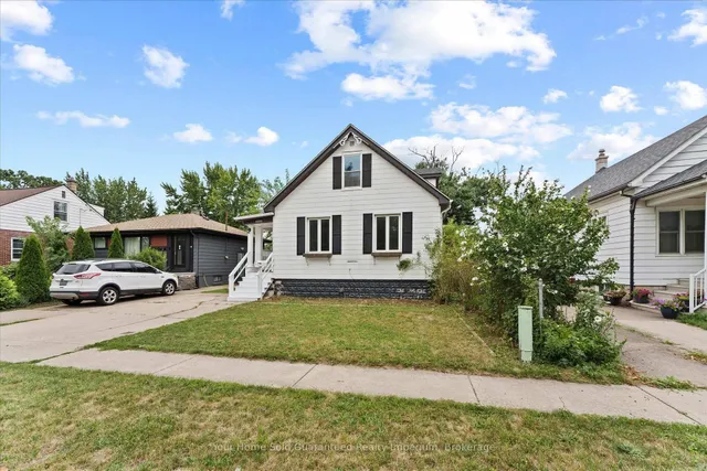 1533 Alexis Rd, Windsor 4