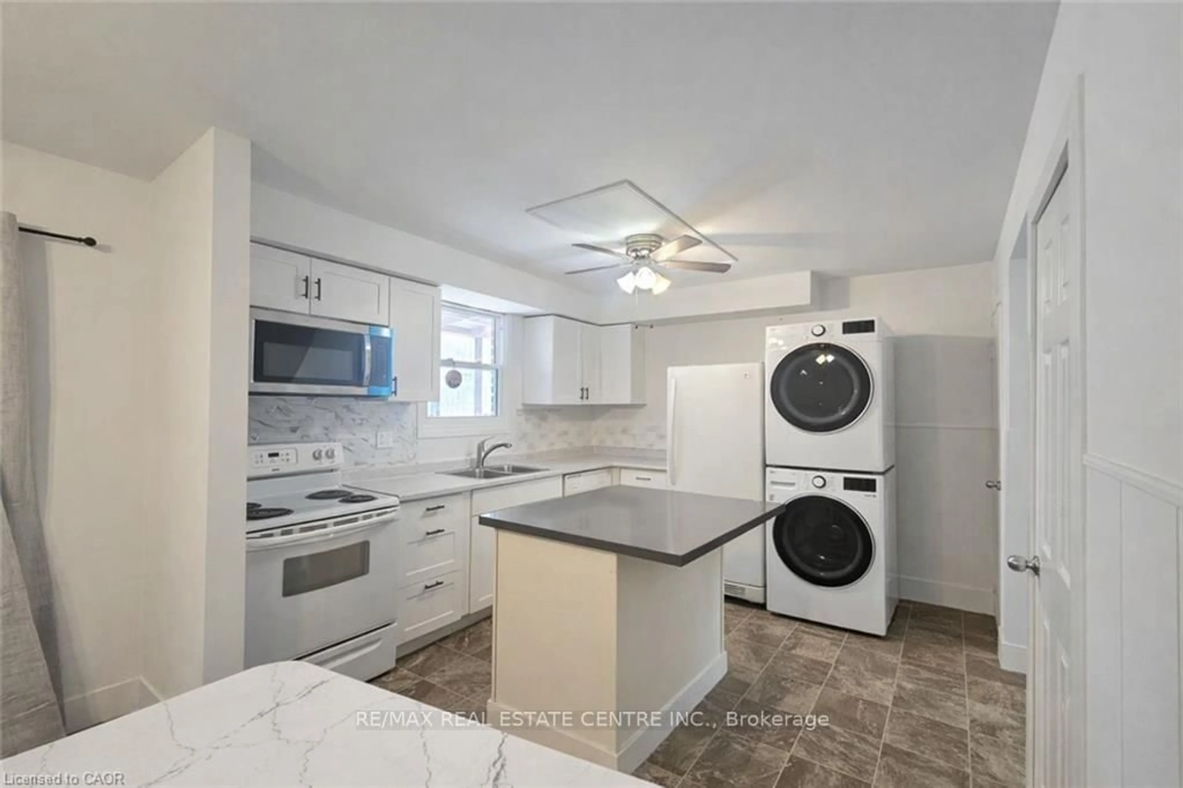 Unknown for 92 COPPERFIELD Cres, Chatham-Kent Ontario N7M 5X6