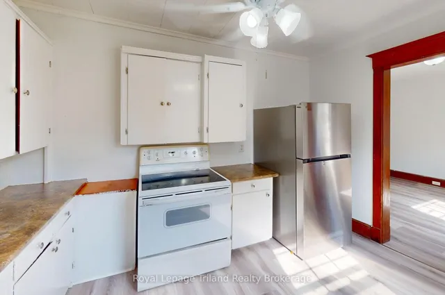 279 Vansittart Ave, Woodstock 4