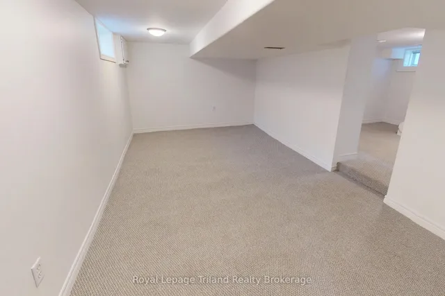 279 Vansittart Ave, Woodstock 5