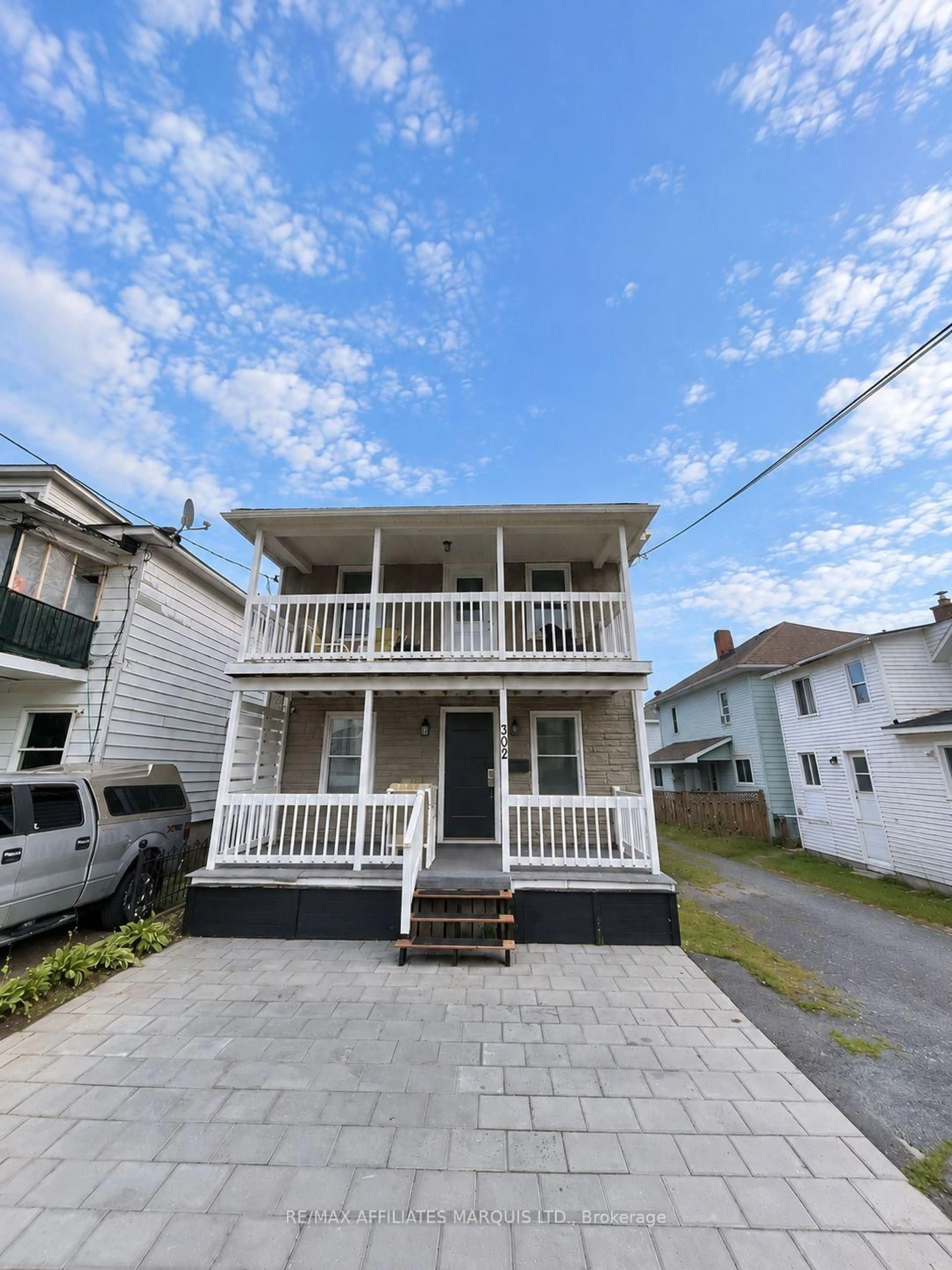 Unknown for 302 Easton Ave, Cornwall Ontario K6H 1W9