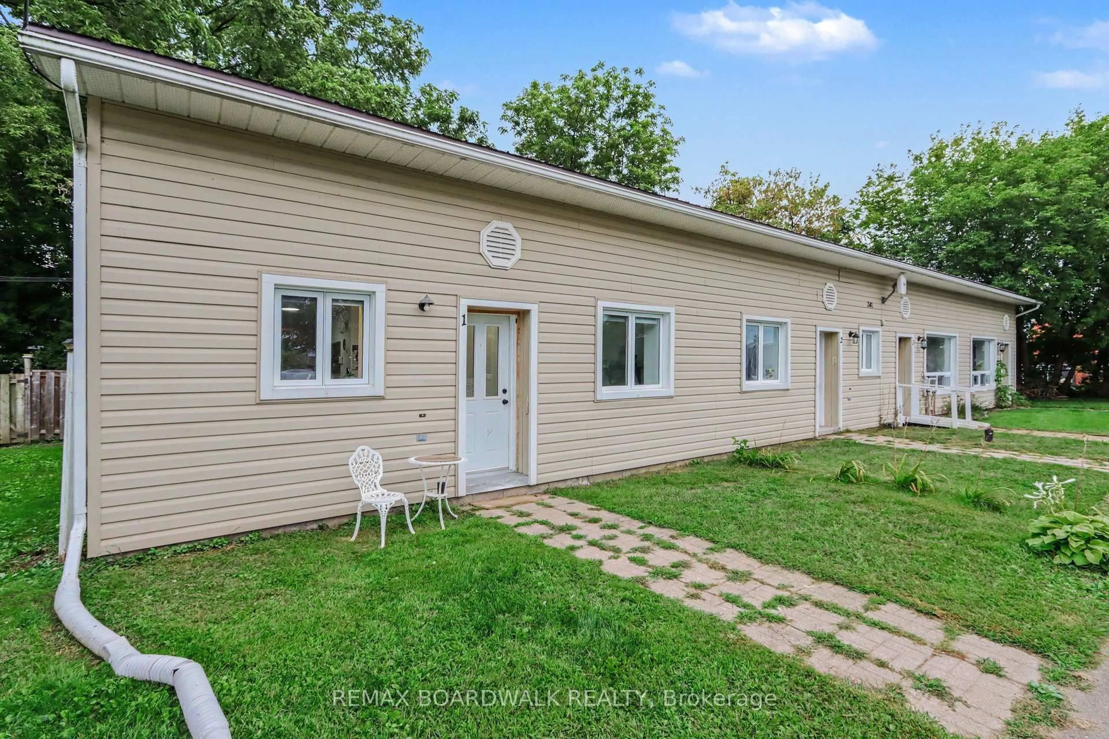 Unknown for 341 New St, Edwardsburgh/Cardinal Ontario K0E 1E0