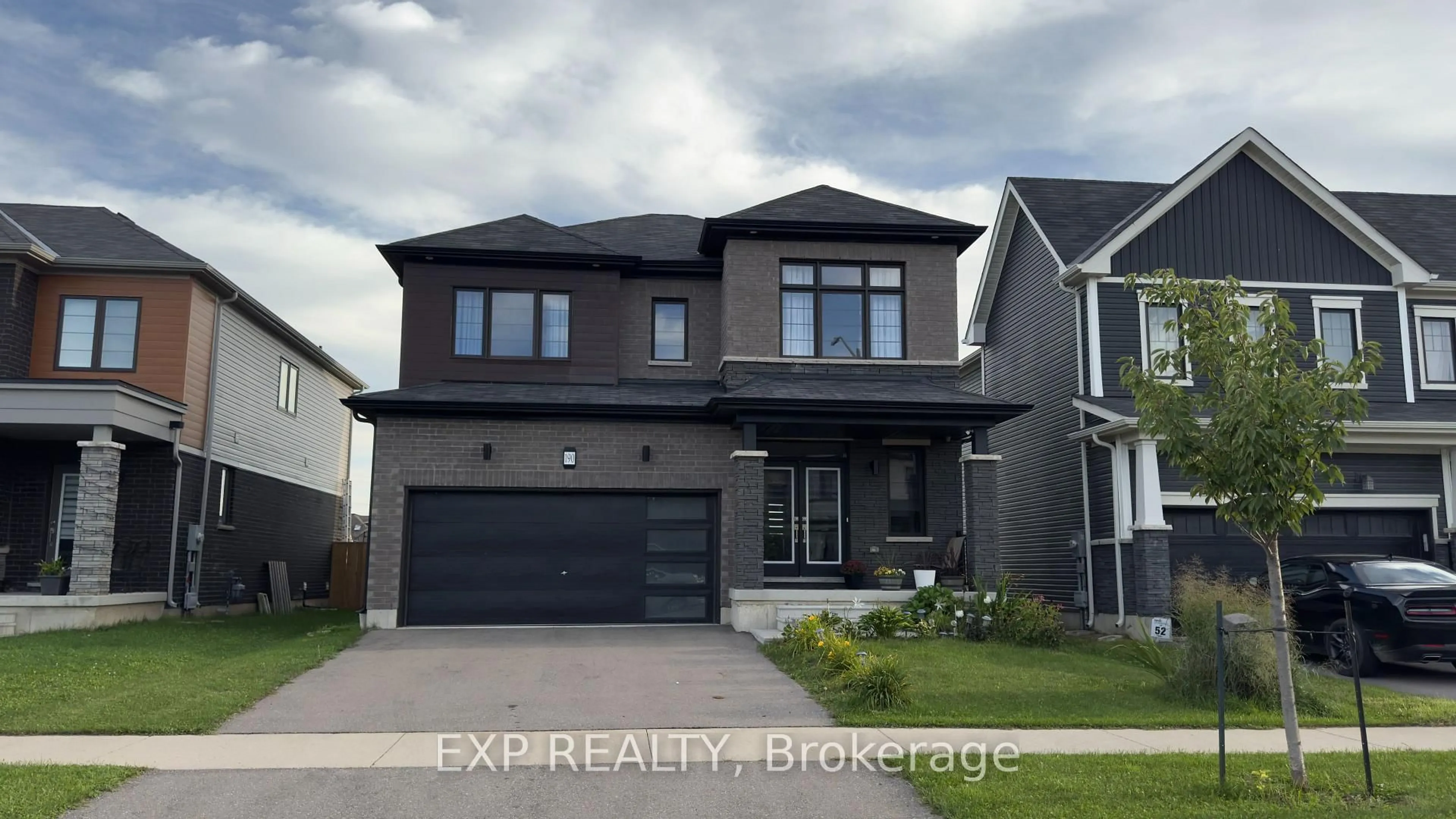 Home with brick exterior material, street for 190 Explorer Way, Thorold Ontario L2V 0K3