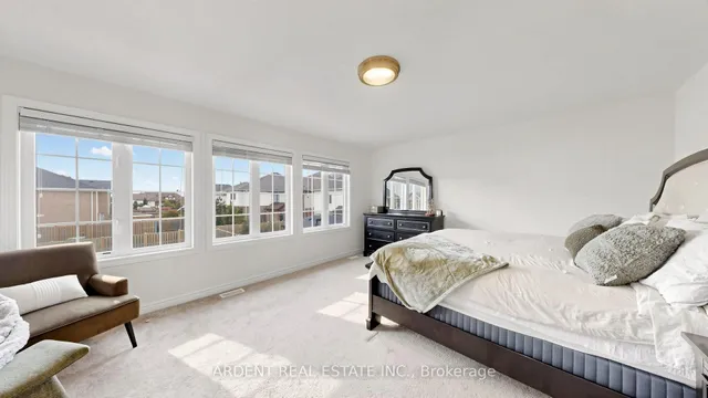 11 Sunset Way, Thorold 5