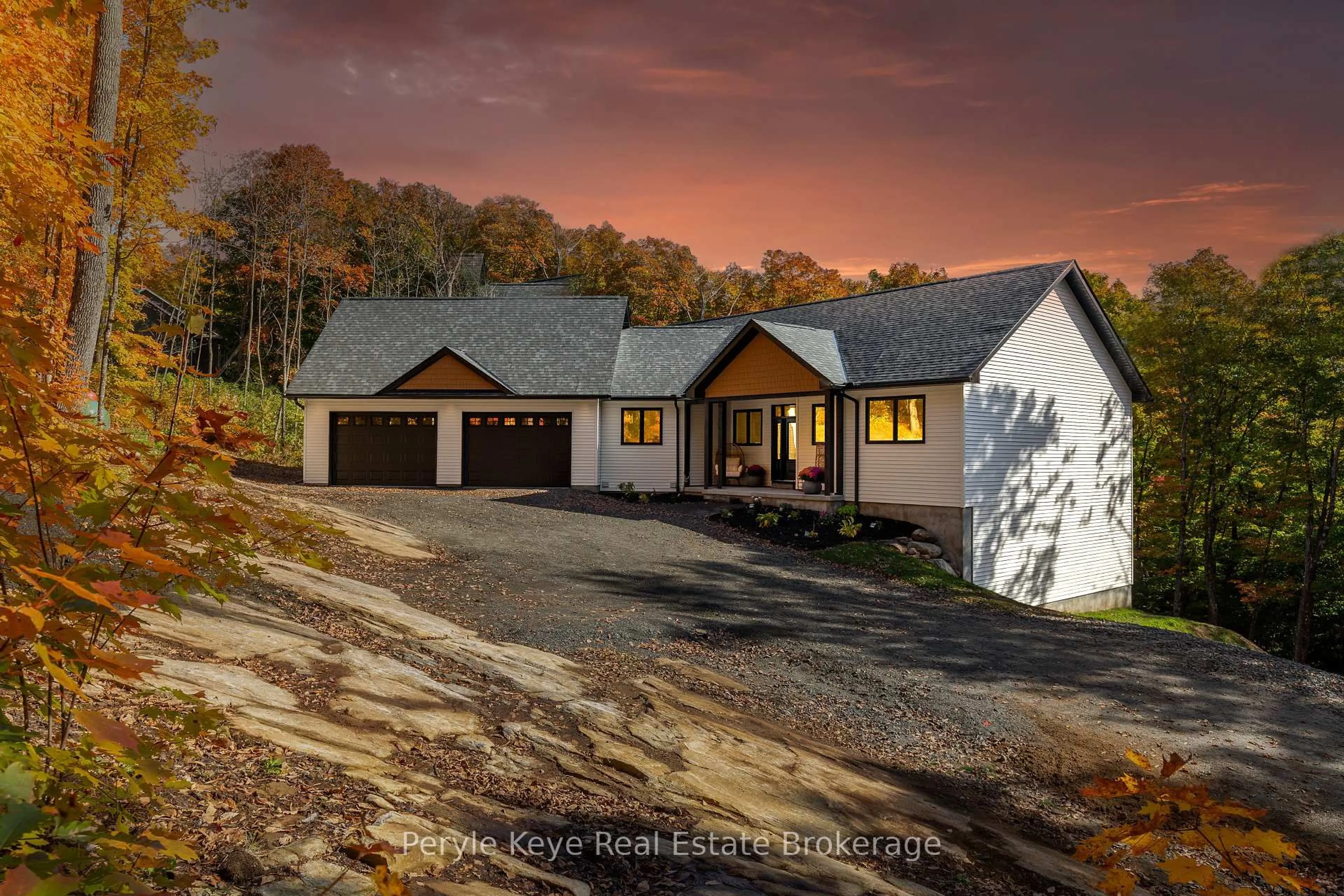 A pic from outside/outdoor area/front of a property/back of a property/a pic from drone, street for 1140 Walker's Glenn Cres, Lake of Bays Ontario P1H 2J6