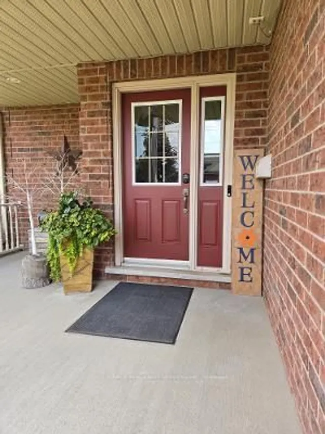 5 Fairfield Dr, Stratford 2