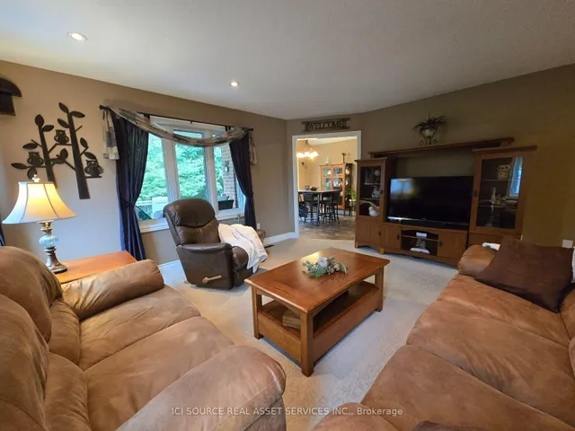 5 Fairfield Dr, Stratford 4