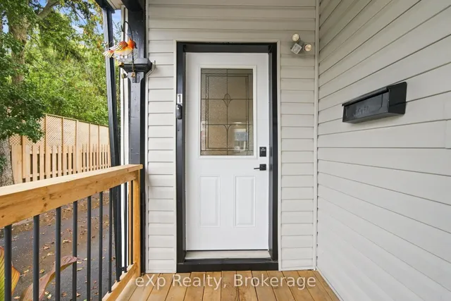 463 Division St, Cobourg 3