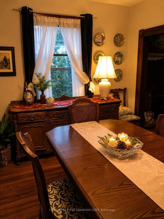 170 Wellington St, Chatham-Kent