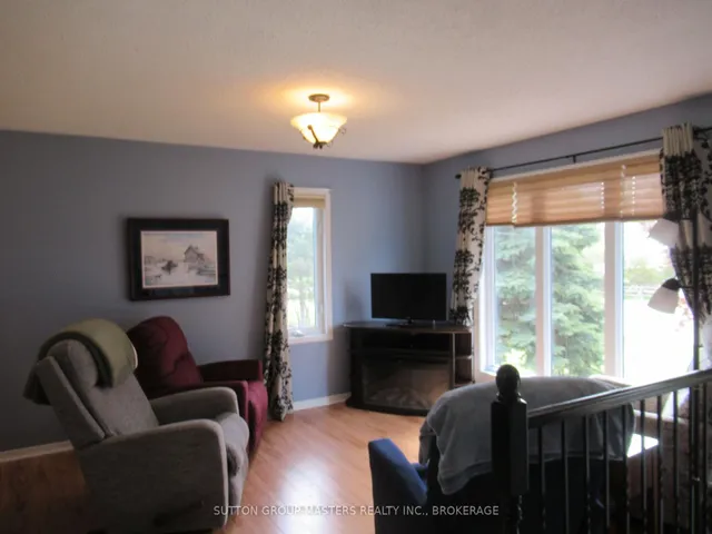 4571 Bath Rd, Loyalist 3