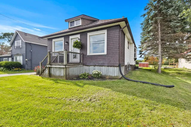 702 Main St, Port Colborne 3